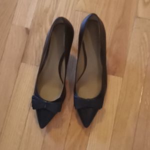 Ann Taylor Black Leather Bow Pumps